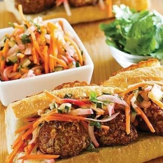 Pork Meatball Sandwich (7") - Banh Mi Xiu Mai