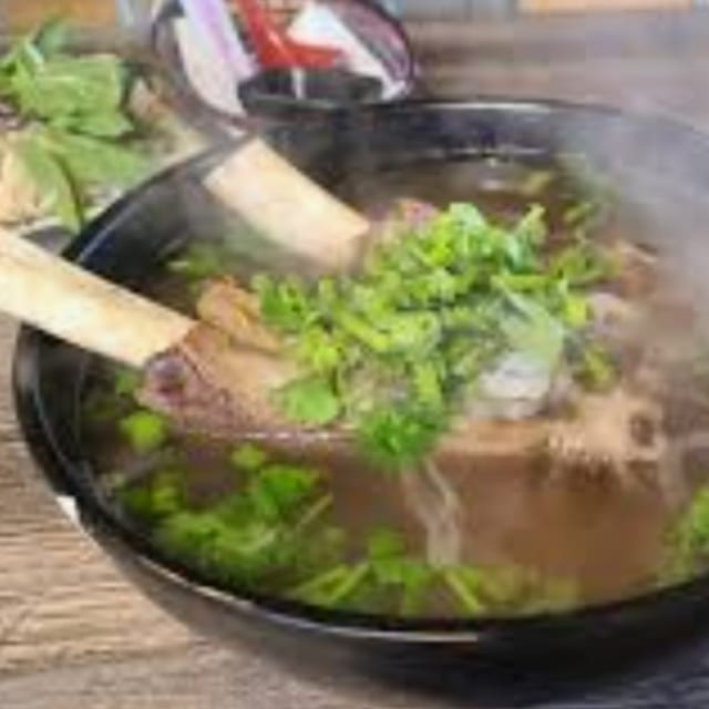 Noodle with Beef Rib Bone - Pho Suon Bo.