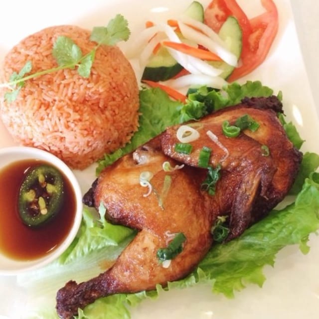 Roast Chicken with Rice - Com Ga Roti.