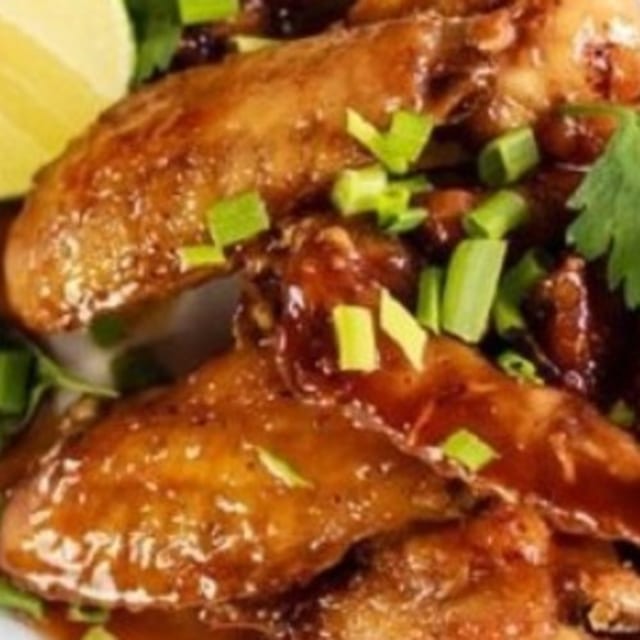 Chicken Wings with Fish Sauce - Canh Ga Chien Nuoc Mam.